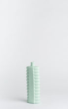 Carica l'immagine nel visualizzatore di Gallery, Vaso in Porcellana #10 Mint- Foekje Fleur